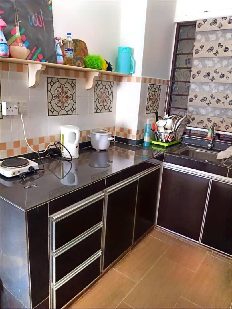 Bidadari Lagoon 4 Islamic Homestay Port Dickson Exterior foto